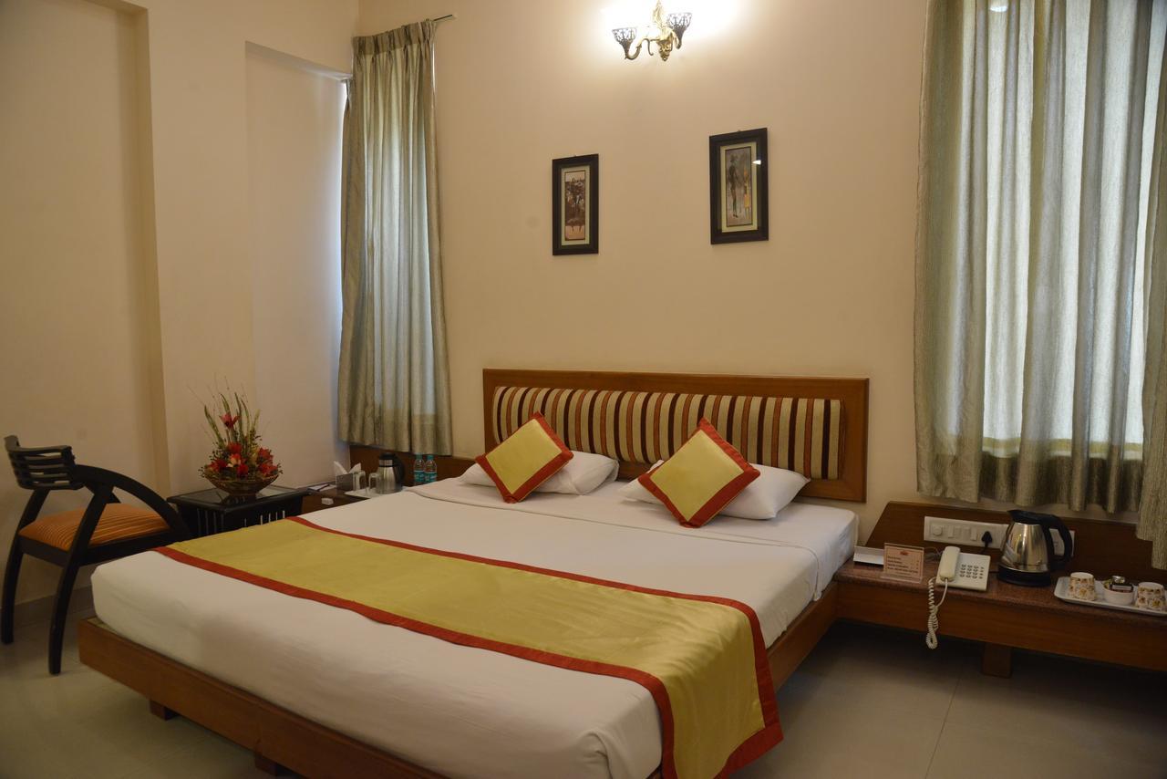 Hotel Pai Vista, Kr Road Bengaluru Zewnętrze zdjęcie